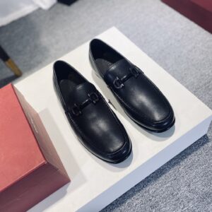 Bottega Veneta leather shoe
