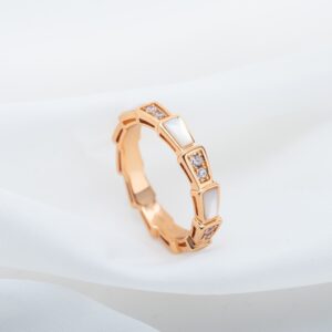 Serpenti Viper Mother of Pearl Ring