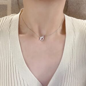 Finesse small q necklace