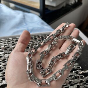 Louis Vuitton Cuba necklace