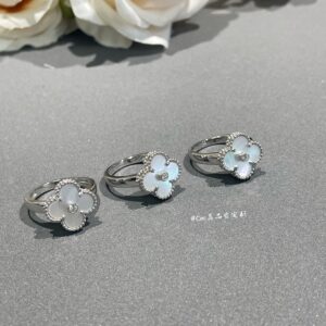 Four-leaf Clover Diamond Ring