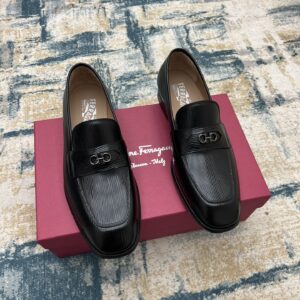 Men's formal leather shoes with Italian leather