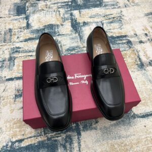 Men's formal leather shoes with Italian leather