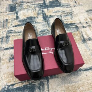 Men's formal leather shoes with Italian leather