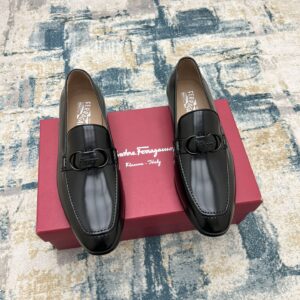 Men's formal leather shoes with Italian leather