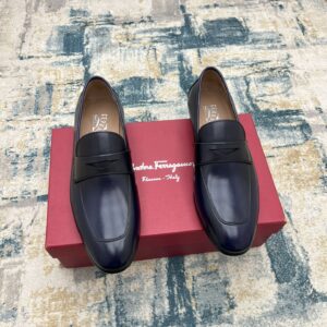 Men's formal leather shoes with Italian leather