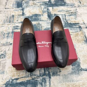 Men's formal leather shoes with Italian leather