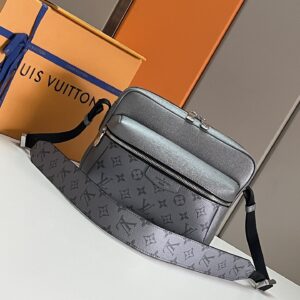 Outdoor Postman Bag M30830