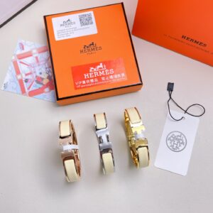 Hermes enamel cuff bracelet size 17