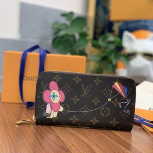 Small Zippy zippered wallet