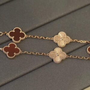 VCA red agate and laser-engraved clover five-fold bracelet