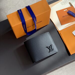 Aerogram Multiple wallet