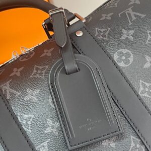 Luggage Bag with High Quality Hardware Details