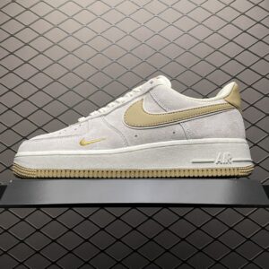 Air Force 1 low-cut sneakers