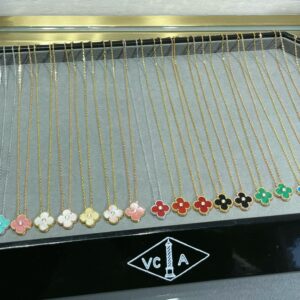 VCA four leaf diamond necklace collection