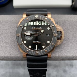 Panerai VS pam1070 Watch