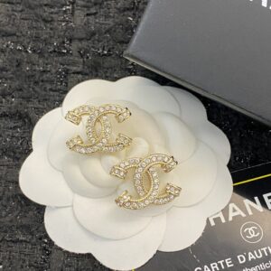 Chanel double C crystal earring