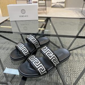 Italian leather sandal with branded strap