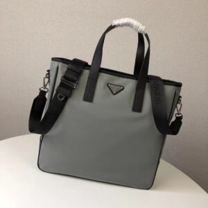 P brand exclusive nylon tote bag