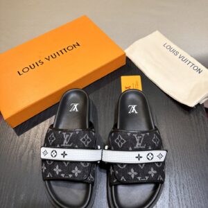 L luxury Trainer sandal, size 38-45