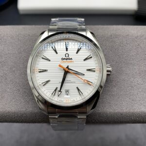 Omega Seamaster 150 rubberwood texture watch