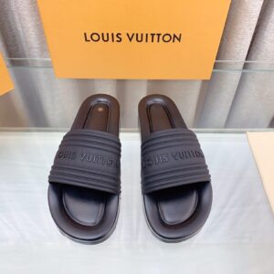 Louis Vuitton slipper