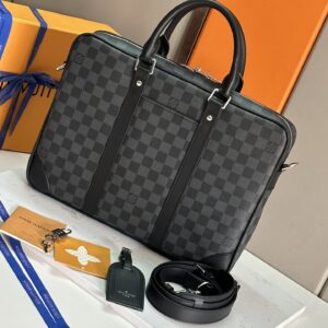 Voyage MM Briefcase Model N40445