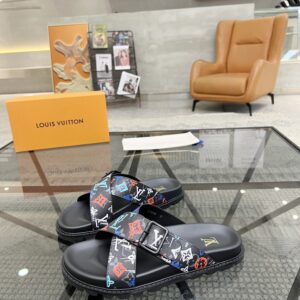 Italian leather sandal with pattern print