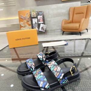 Italian leather sandal with pattern print