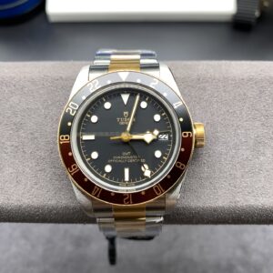 Tudor Between The Beats