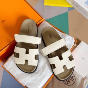 Guangdong Hermes Chypre Series leather casual slip-on