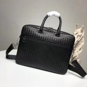 Top-Quality Leather Messenger Bag