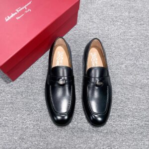 Ferragamo men's leather shoe
