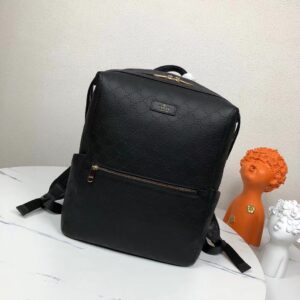 Gucci latest mens shoulder backpack with embossed leather