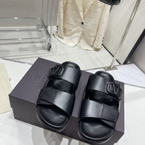 Valentino Garavani Roman Stud Turtl Sandals
