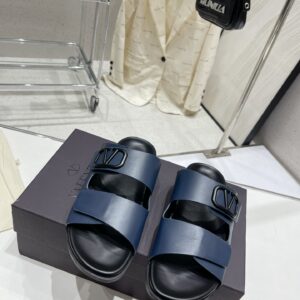 Valentino Garavani Roman Stud Turtl Sandals
