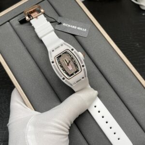White ceramic mechanical watch