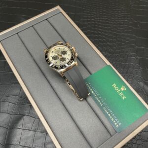 BT Lao Watches Daytona Golden 'Yuwenle' 4130 movement