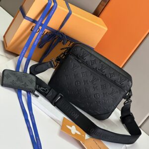 Trio Postman Bag
