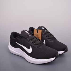 Nike Air Zoom Winflo 10 Sneaker