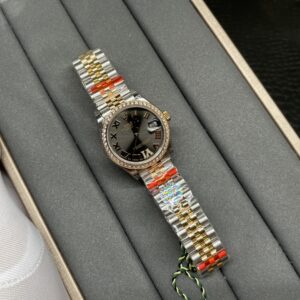 Rolex Date 31mm Between Golden Roman Digits 6 Positions