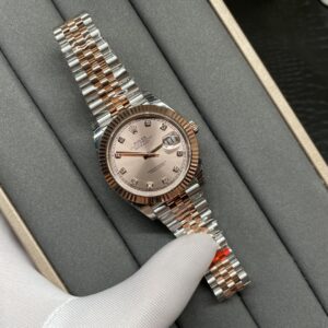 Rolex Datejust 41mm Rose Gold Champagne Dial 3235 Movement