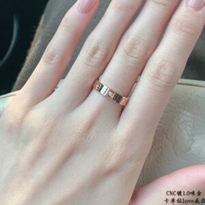 Cartier narrow single vinyl nail ring