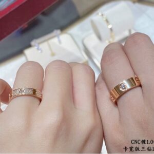 Cartier wide triple vinyl nail ring
