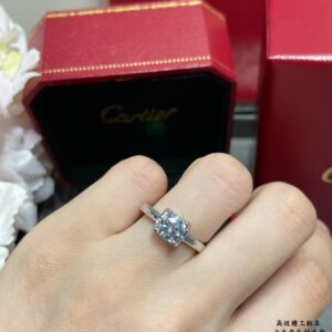 Cartier 2ct horn ring