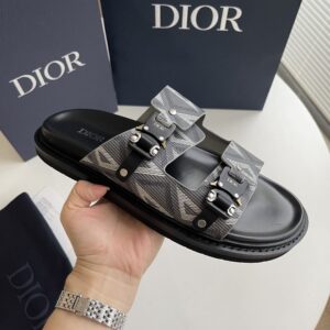 Dior Aqua Slides