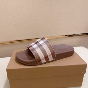 Burberry men's slides
