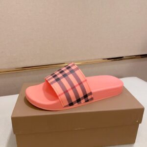Burberry men's slides