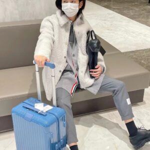 Essential series luggage