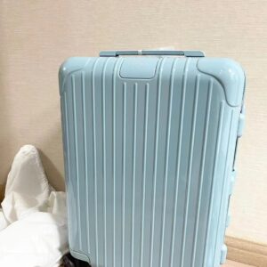 Essential series luggage